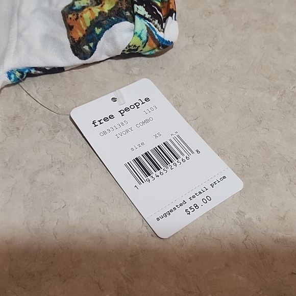 Free People BOHO crop top NWT Size xs - Picture 4 of 7